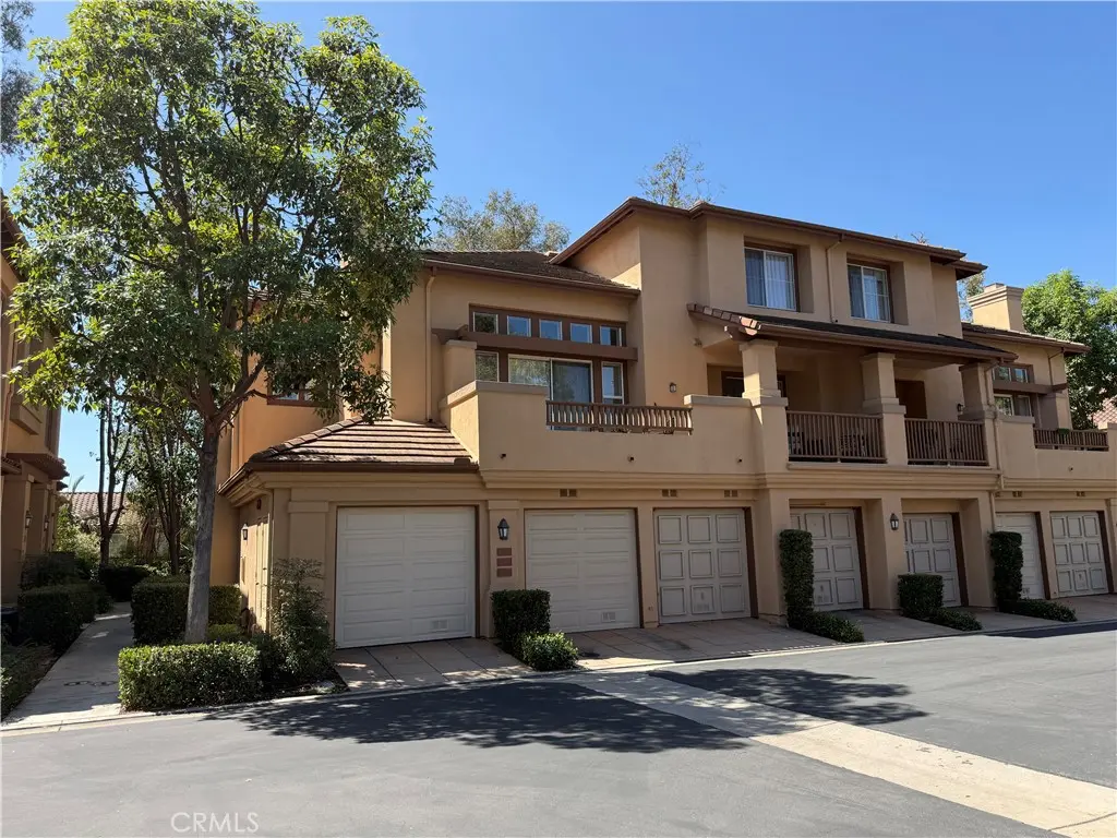 2692 Dunstan, Tustin, CA — listing photo 1