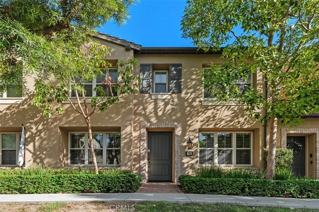 204 Overbrook, Irvine, CA — listing photo 1