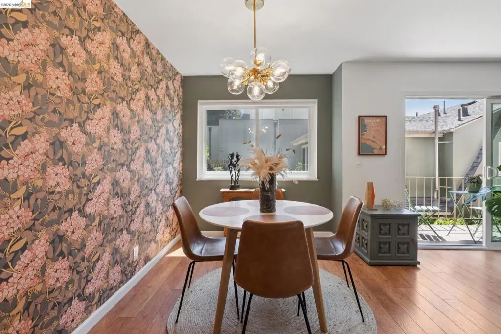 Condominium for rent at 94 Bayo Vista Ave, Oakland, CA featuring 1 bed and 1 bath