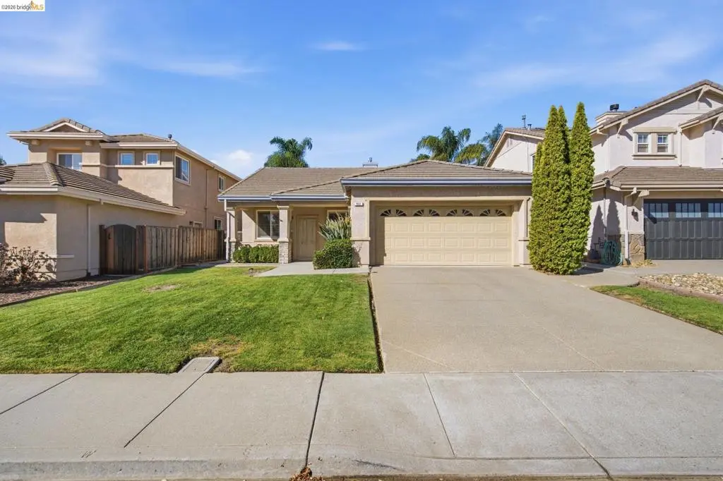 Single Family Residence for sale at 923 BLOSSOM DRIVE, Brentwood, CA featuring 3 beds and 2 baths