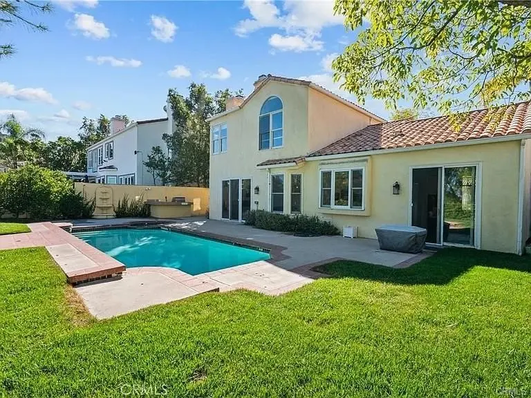3450 Malaga Court, Calabasas, CA — listing photo 1