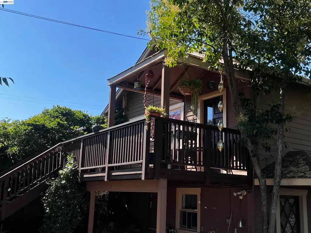 Residential Lease for rent at 250 Clearlake Ave, Lakeport, Lake County, CA featuring 2 beds and 1 bath
