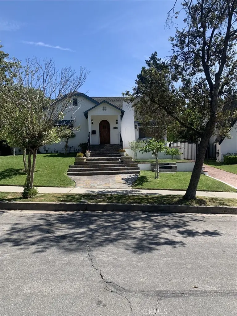 1718 Cleveland, Glendale, CA — listing photo 1