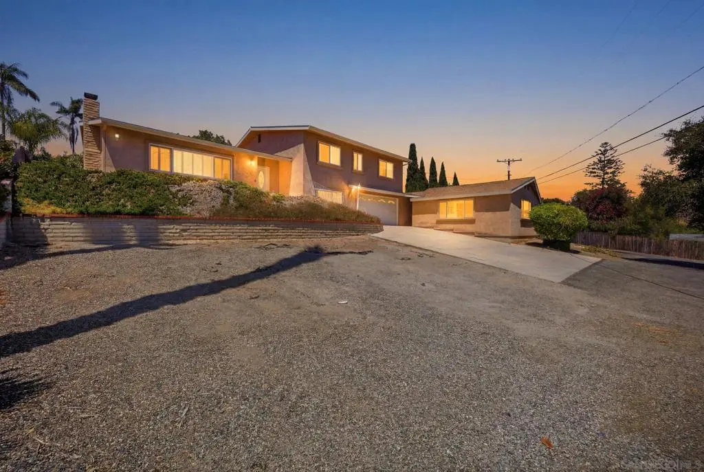352 Beaumont Drive, Vista, CA — listing photo 1