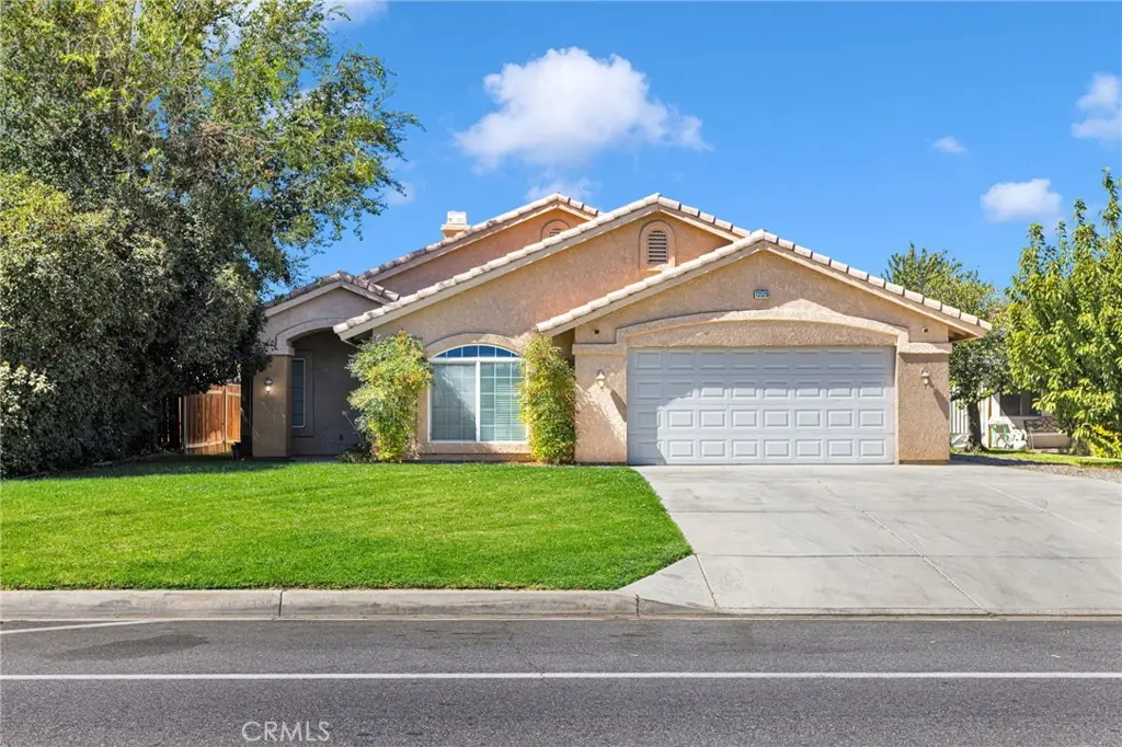 13520 Driftwood, Victorville, CA — listing photo 1