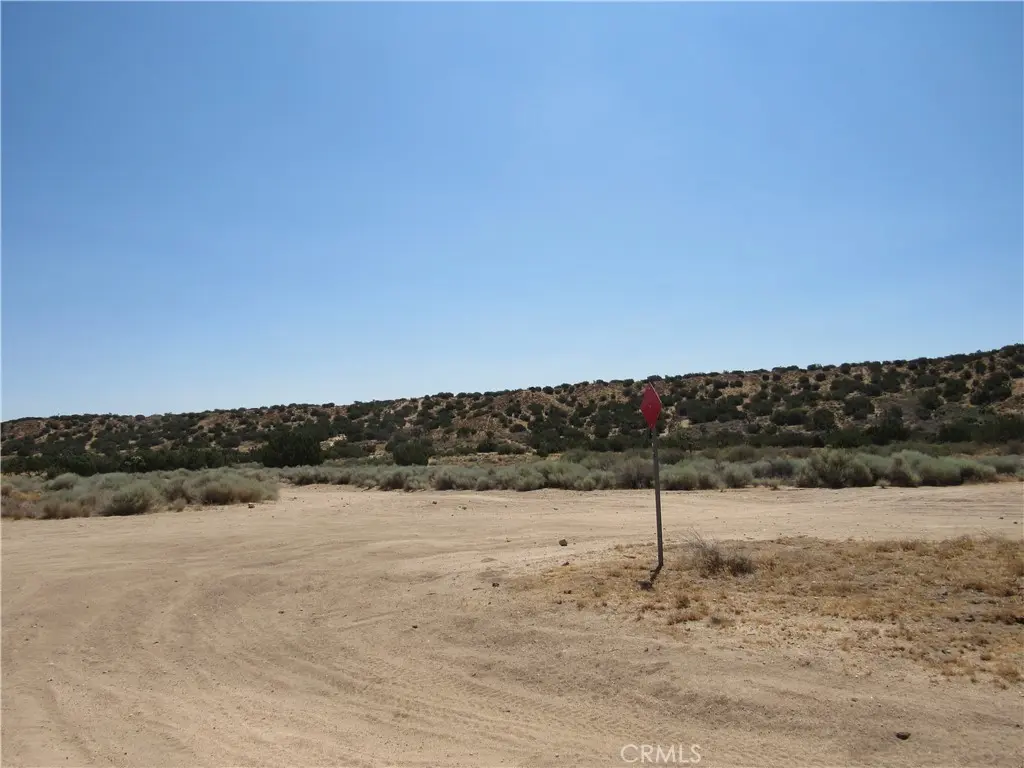 0 Middleton Ave, Hesperia, CA — listing photo 1