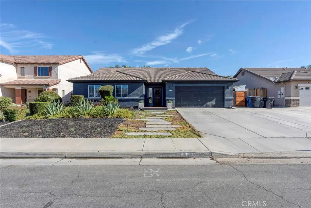 12206 Mezzadro Avenue, Bakersfield, CA — listing photo 1