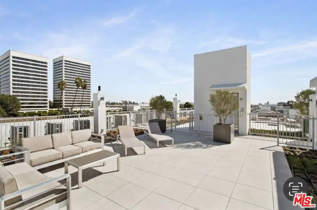 Condominium for rent at 1650 Sawtelle Boulevard 408, Los Angeles, CA featuring 2 beds and 2 baths