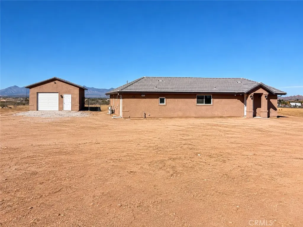 14100 Nightshade, Apple Valley, CA — listing photo 1