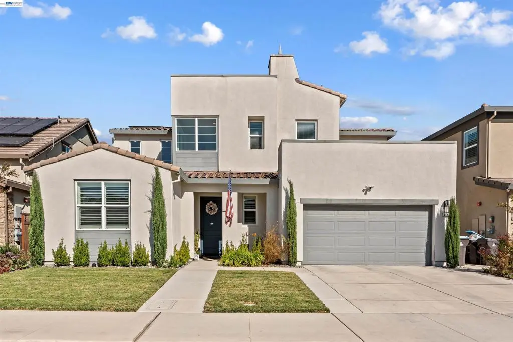 3143 Needham Ave, Lathrop, CA — listing photo 1