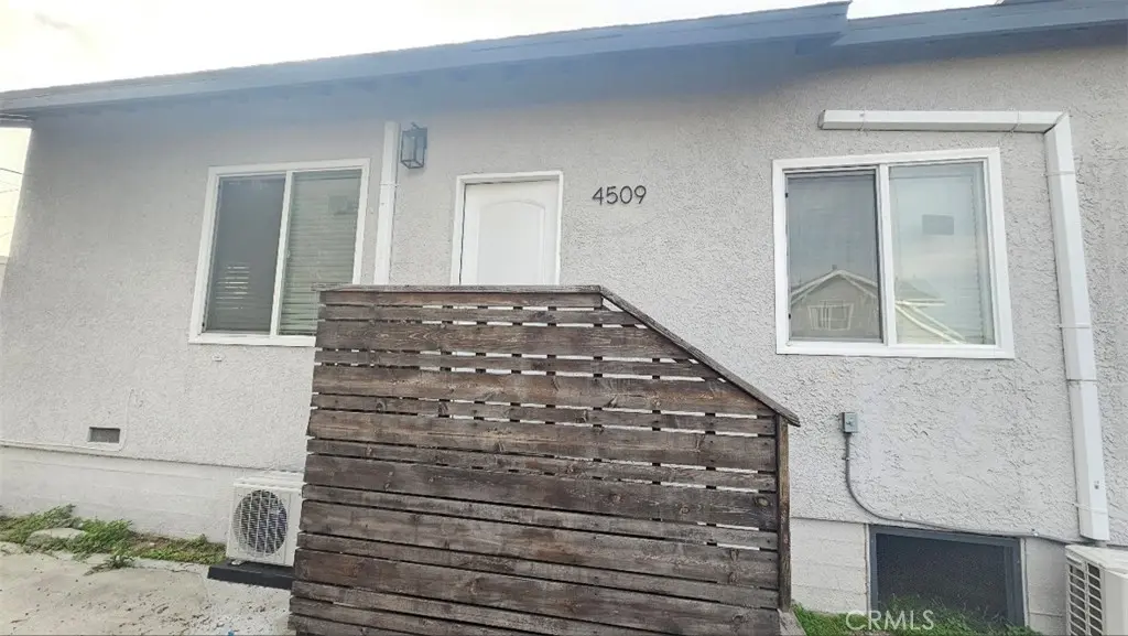Duplex for rent at 4509 S Kansas Ave, Los Angeles, CA featuring 1 bed and 1 bath