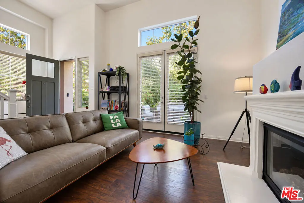 780 Tennis Club Lane, Thousand Oaks, CA — listing photo 1