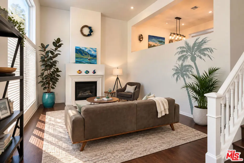 Residential Lease for rent at 780 Tennis Club Lane, Thousand Oaks, Ventura County, CA featuring 3 beds and 3 baths