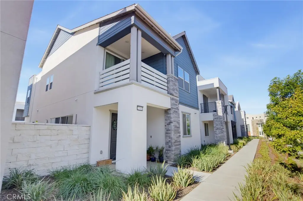 27143 Scrub Oak Court, Valencia, CA — listing photo 1