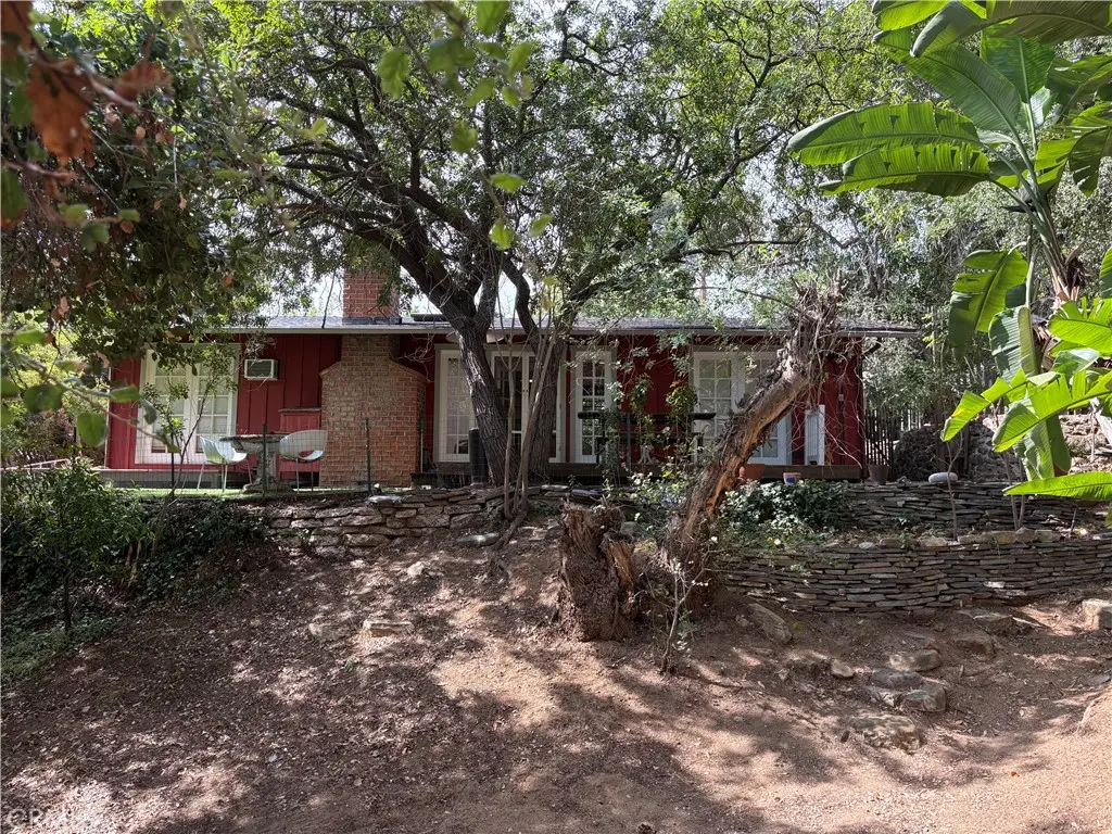 21313 Hillside, Topanga, CA — listing photo 1
