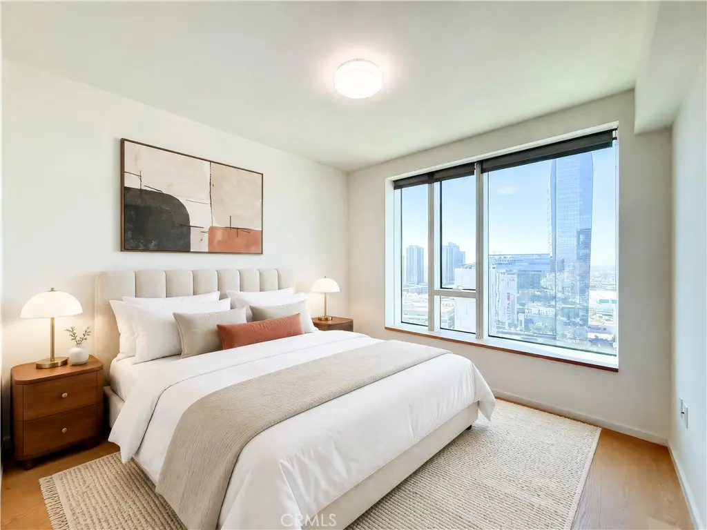 889 Francisco 2502, Los Angeles, CA — listing photo 1