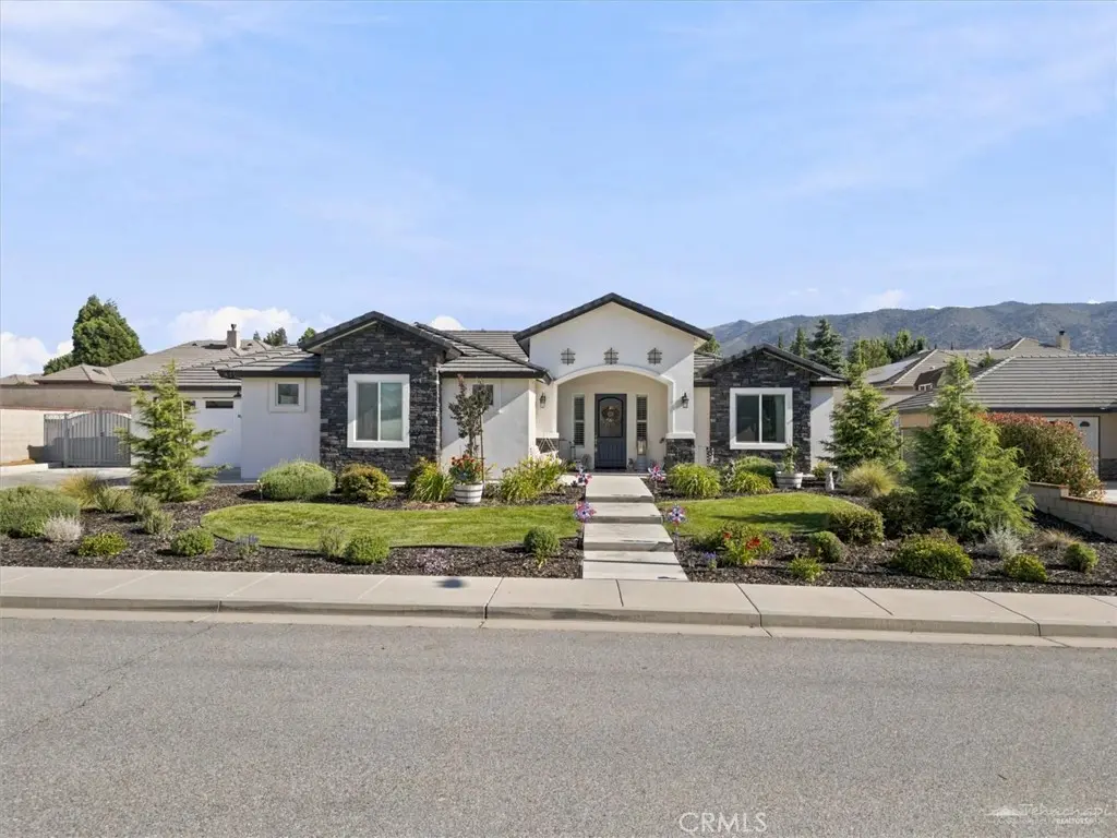 410 Rosehaven, Tehachapi, CA — listing photo 1