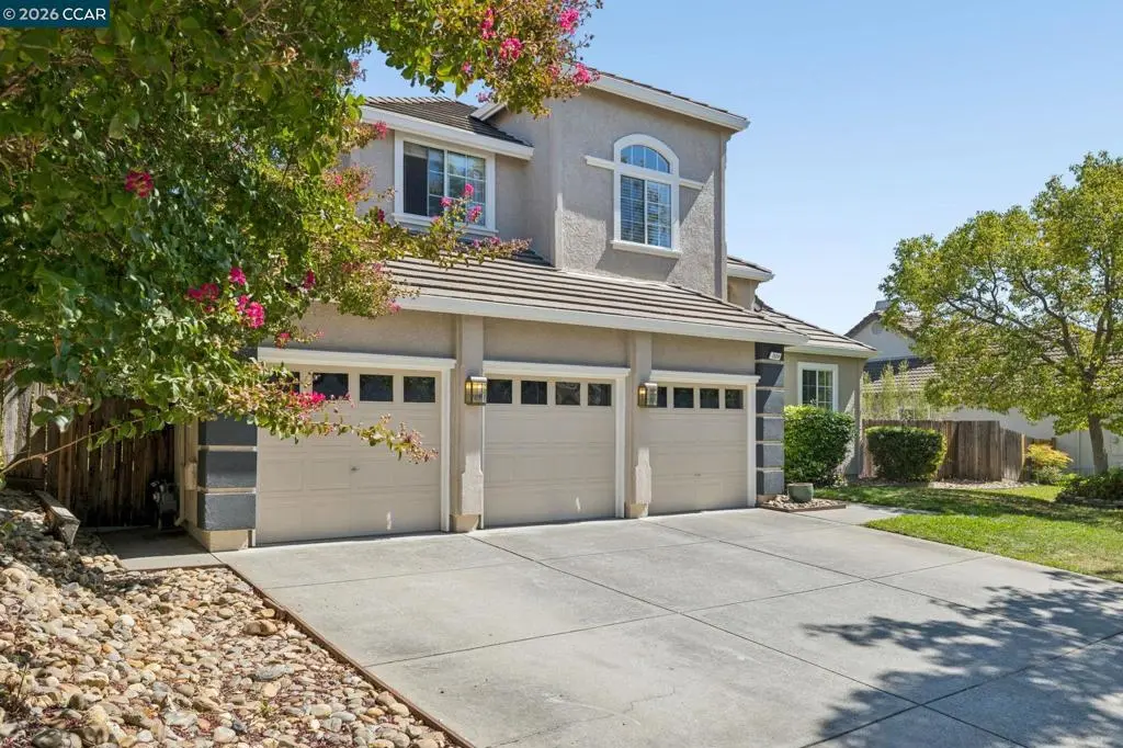 3504 Fieldcrest Ave, Fairfield, CA — listing photo 1