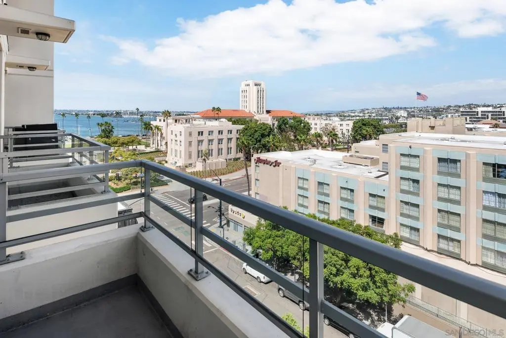 825 W Beech Street 403, San Diego, CA — listing photo 1