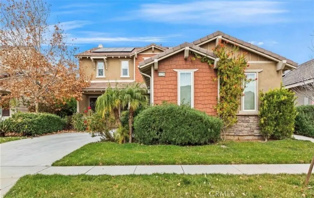 Single Family Residence for rent at 13256 Joliet, Rancho Cucamonga, CA featuring 4 beds and 3 baths