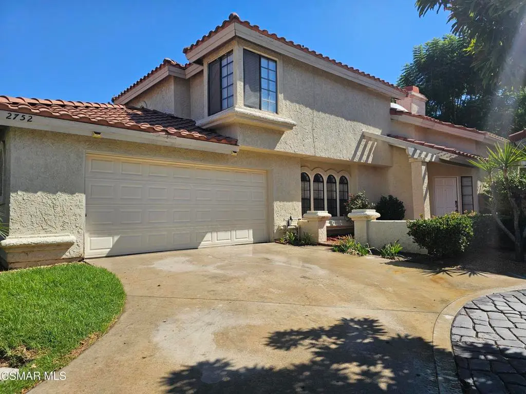 Townhouse for sale at 2752 Annandale Lane, Simi Valley, CA featuring 3 beds and 3 baths