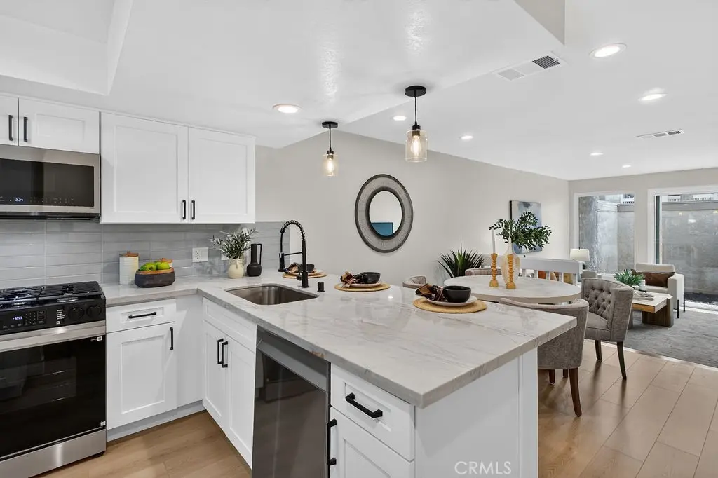 2220 E Chapman 9, Fullerton, CA — listing photo 1
