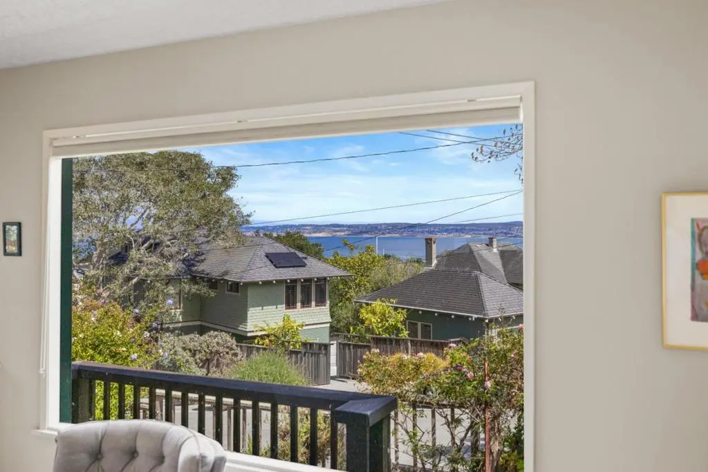 212 1st Street, Pacific Grove, CA — listing photo 1
