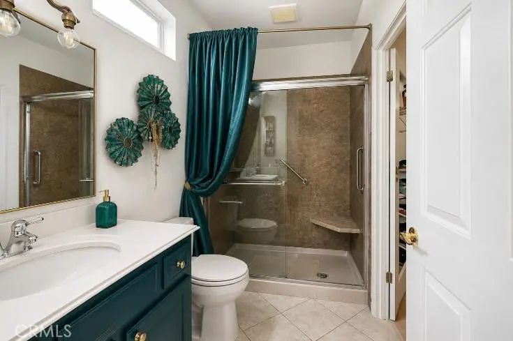 Residential Lease for rent at 78582 Hampshire, Palm Desert, Riverside County, CA featuring 2 beds and 2 baths