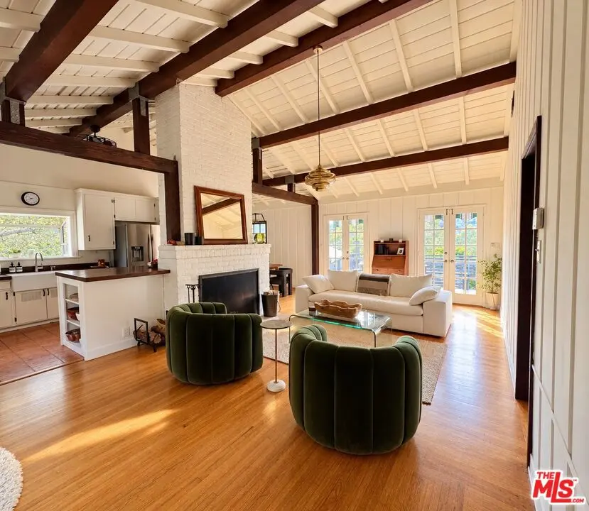 Single Family Residence for rent at 2828 Laurel Canyon Place, Los Angeles, CA featuring 2 beds and 2 baths