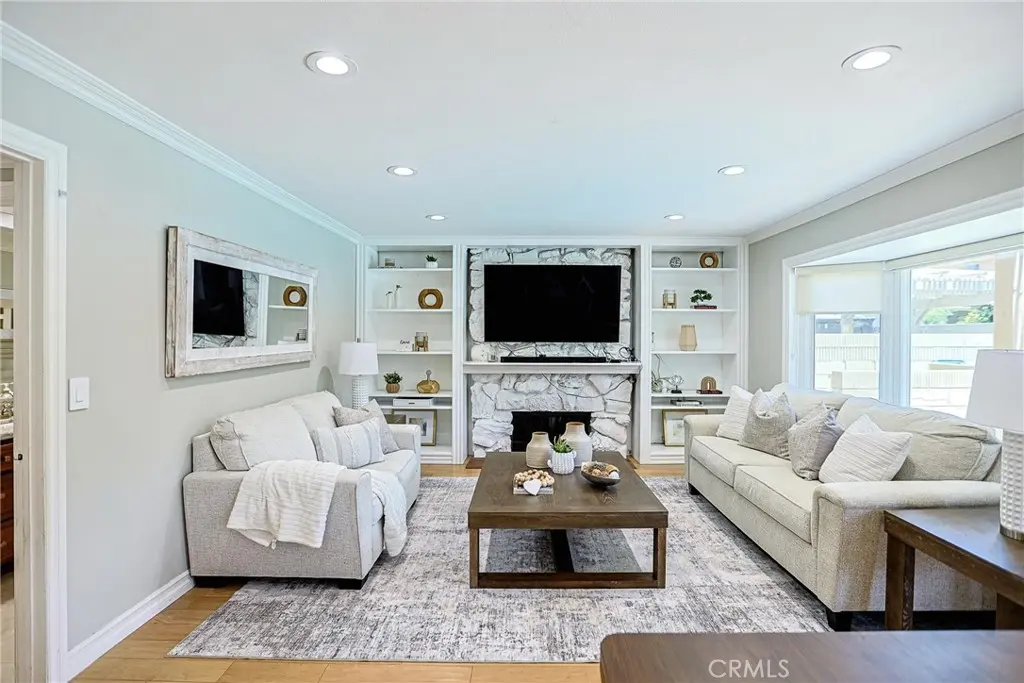 Single Family Residence for rent at 14912 Mayten, Irvine, CA featuring 5 beds and 3 baths