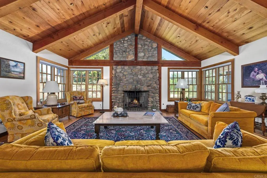 19050 Via Cuesta, Ramona, CA — listing photo 1