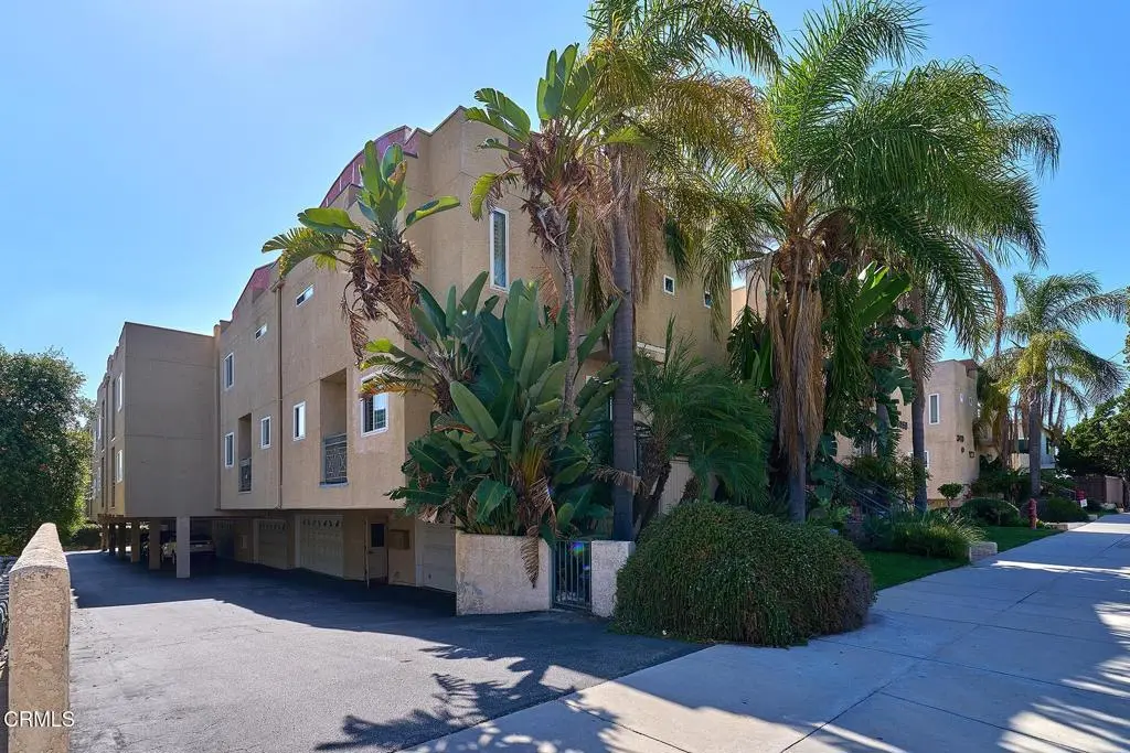 2466 Montrose Avenue 7, Montrose, CA — listing photo 1
