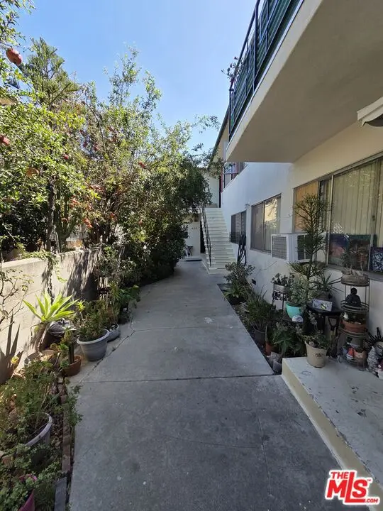 Apartment for rent at 1532 N Harvard Boulevard 8, Los Angeles, CA featuring 1 bed and 1 bath