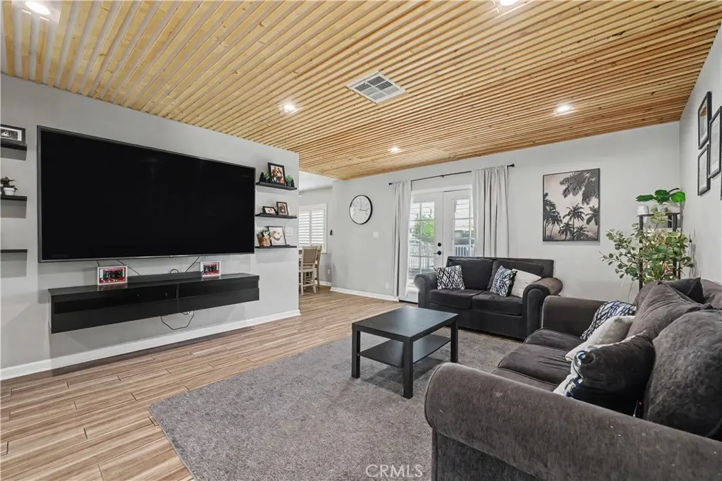 1136 Hancock, San Bernardino, CA — listing photo 1