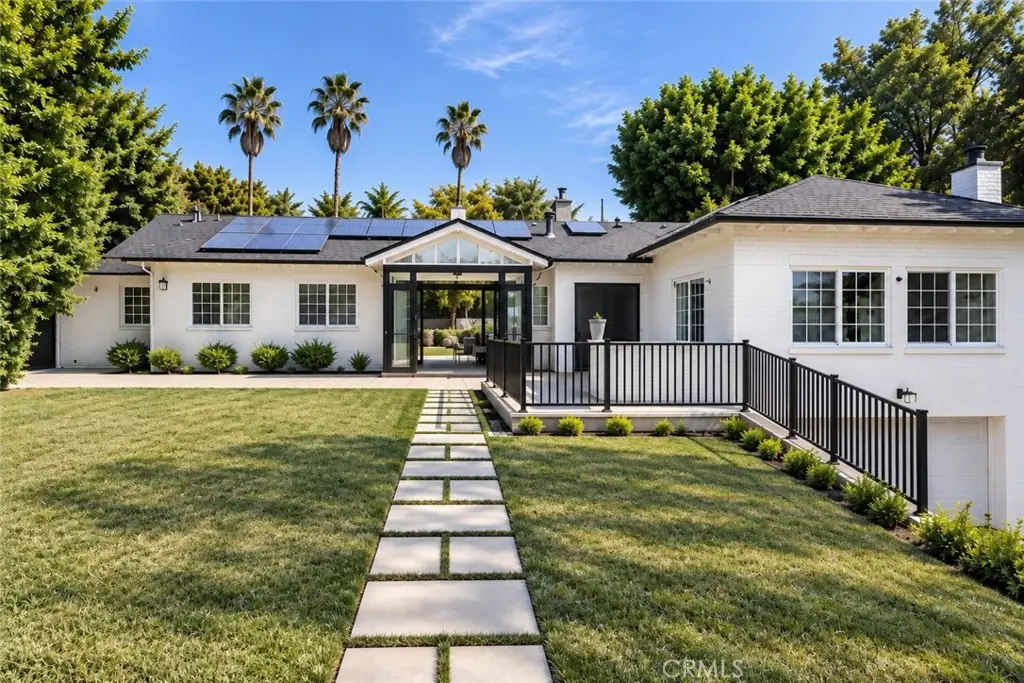 16633 Oak View Drive, Encino, CA — listing photo 1