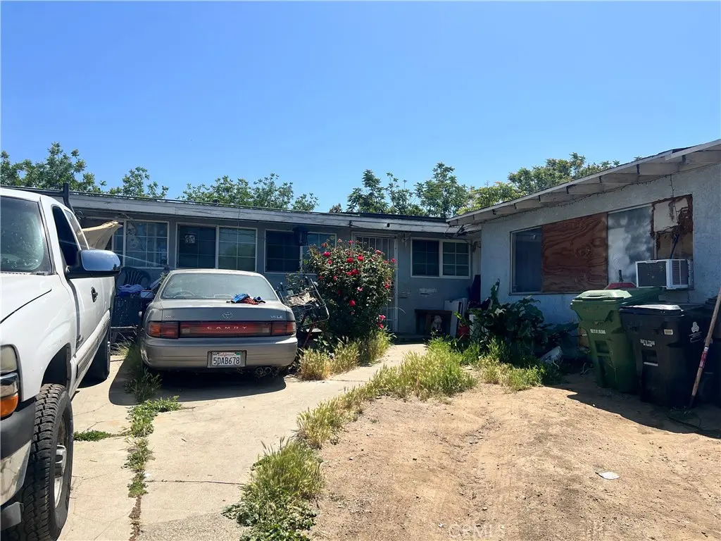 14976 Ryan Street, Sylmar, CA — listing photo 1