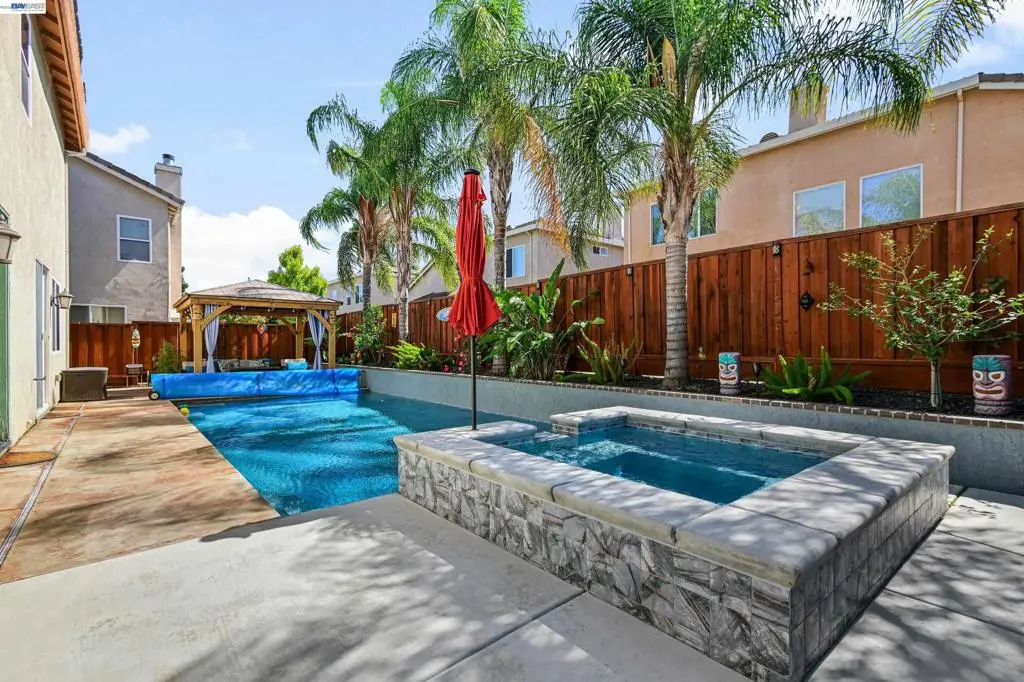1434 Olivia Ct, Tracy, CA — listing photo 1