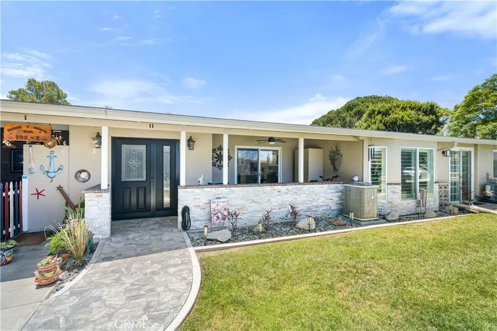 1340 Kenwood Road M7-156H, Seal Beach, CA — listing photo 1