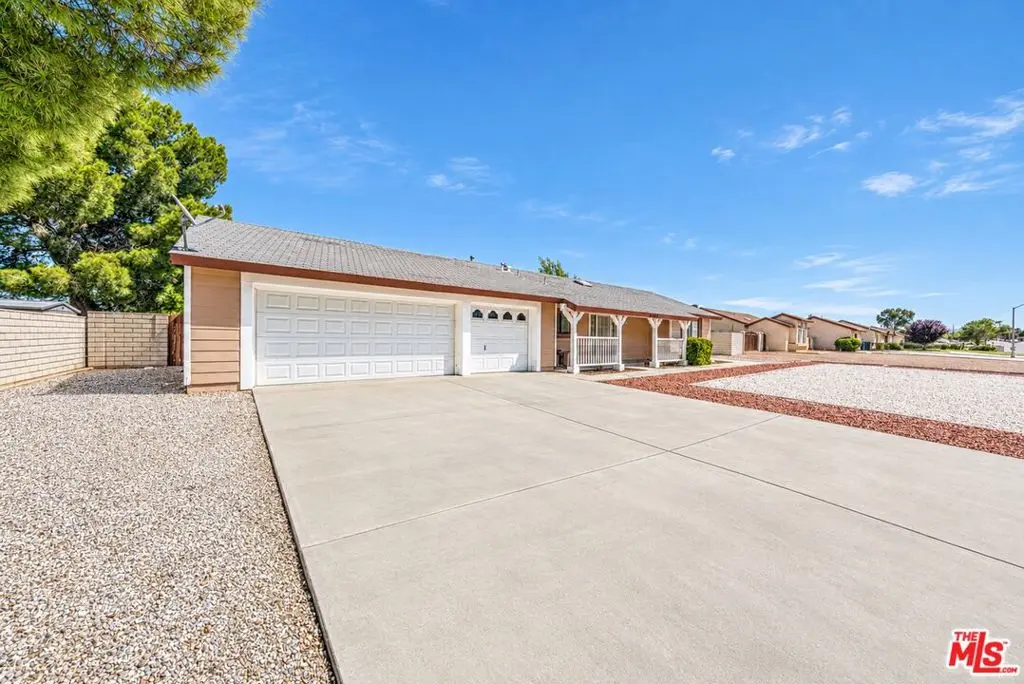 12865 Amethyst Road, Victorville, CA — listing photo 1