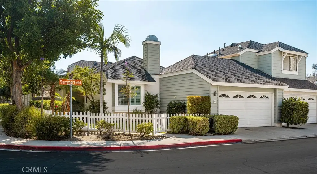 49 Summerfield 99, Irvine, CA — listing photo 1