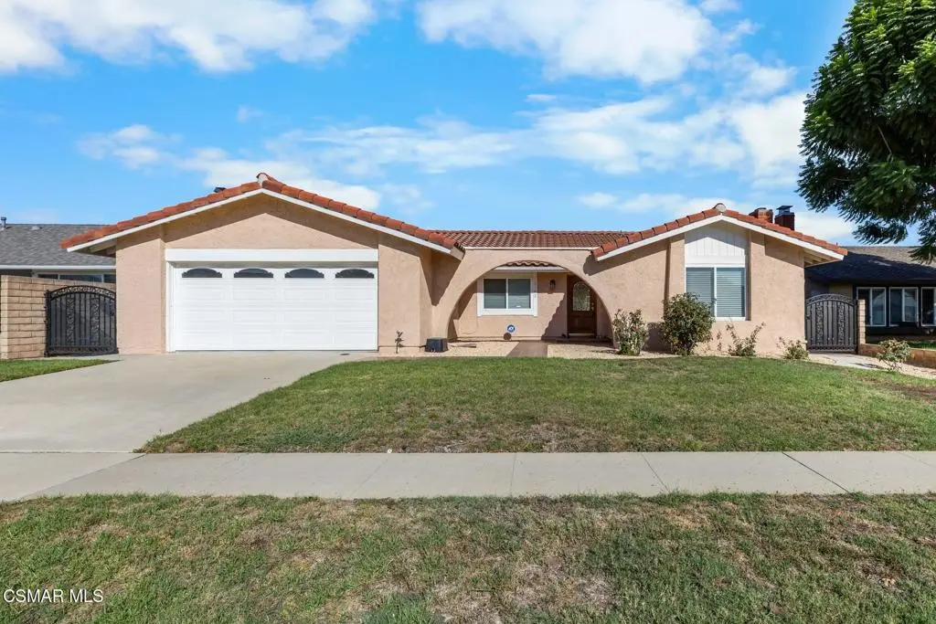 2162 Yosemite Avenue, Simi Valley, CA — listing photo 1