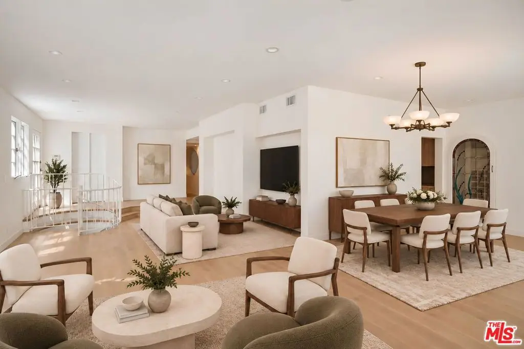 Condominium for rent at 9921 Durant Drive 1, Beverly Hills, CA featuring 3 beds and 5 baths