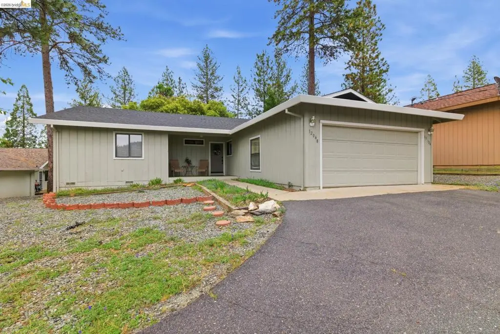 12068 Breckenridge Rd, Groveland, CA — listing photo 1