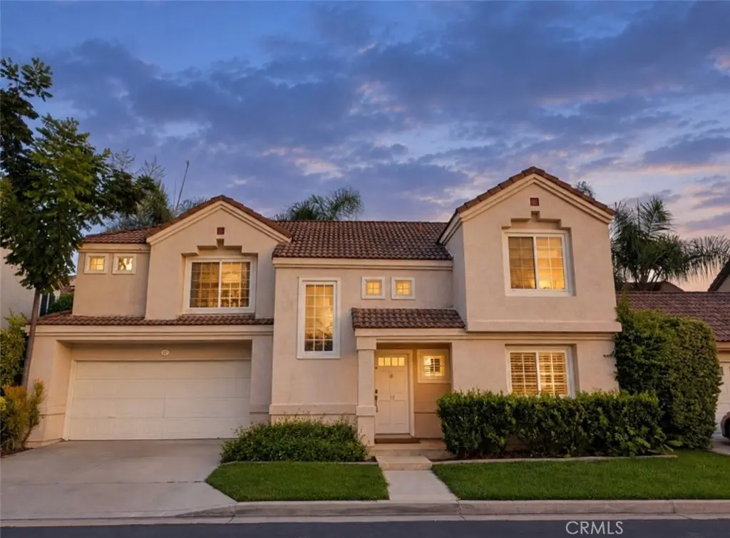 Single Family Residence for rent at 10 Santa Clara Street, Aliso Viejo, CA featuring 3 beds and 3 baths