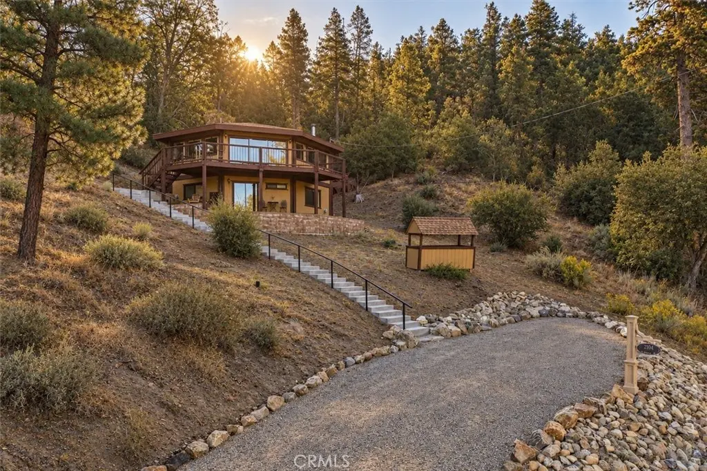 2104 Ironwood Drive, Pine Mountain Club, CA — listing photo 1