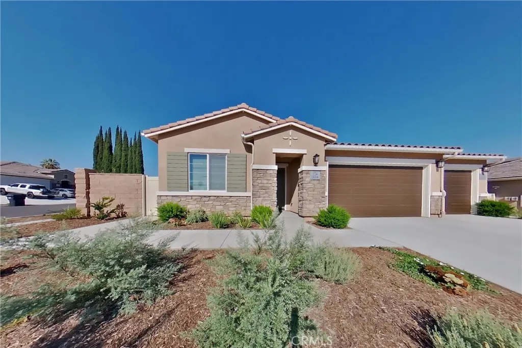 1734 Lorraine Drive 1, Corona, CA — listing photo 1