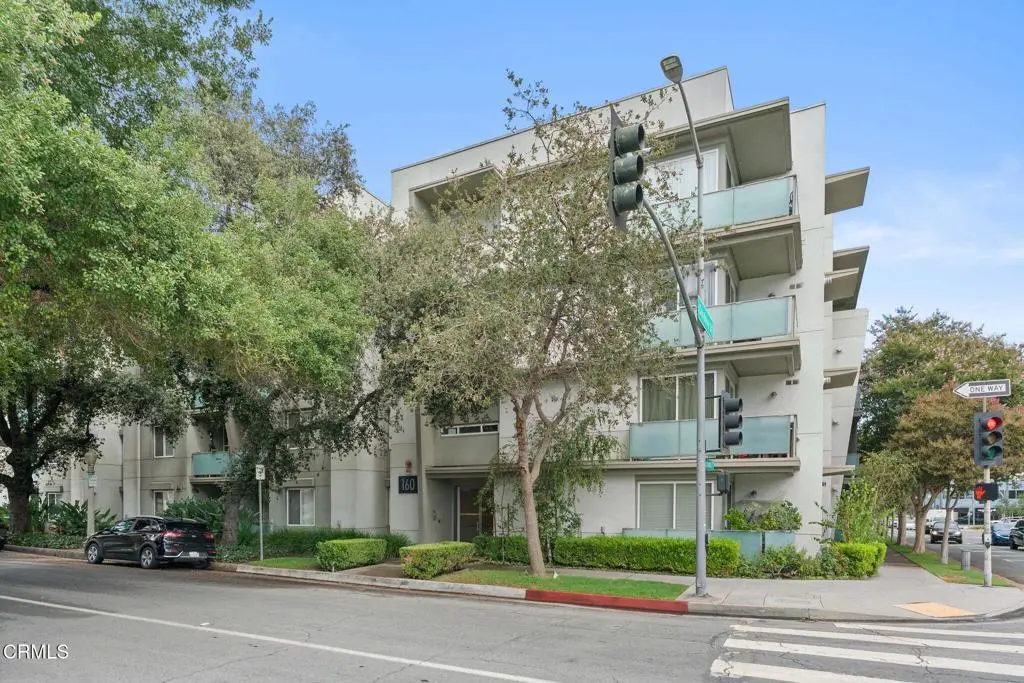 160 S Hudson Avenue 105, Pasadena, CA — listing photo 1