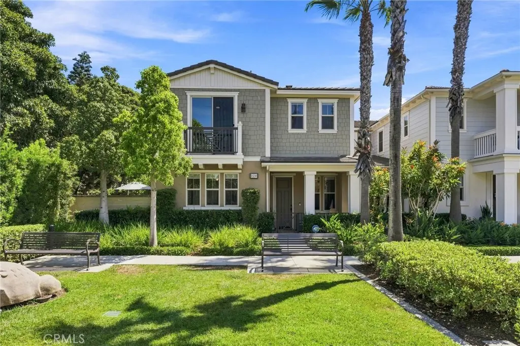 21380 Abigail Lane, Huntington Beach, CA — listing photo 1