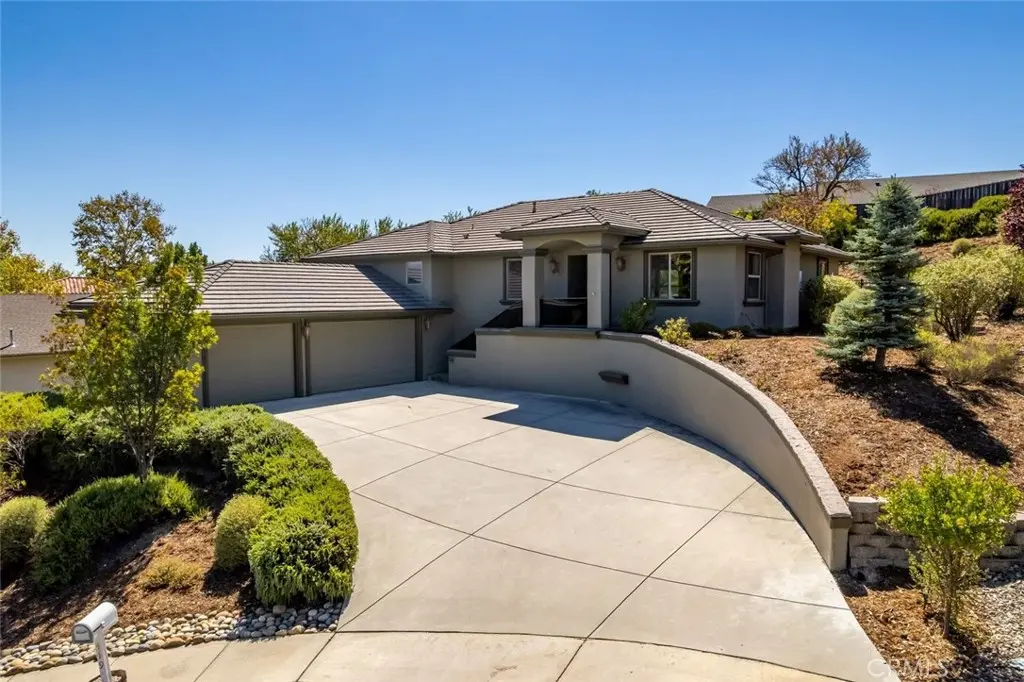 419 Peachtree Court, Paso Robles, CA — listing photo 1