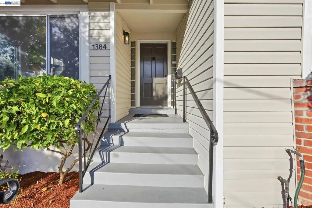 Single Family Residence for sale at 1384 Graff Avenue, San Leandro, CA featuring 2 beds and 1 bath